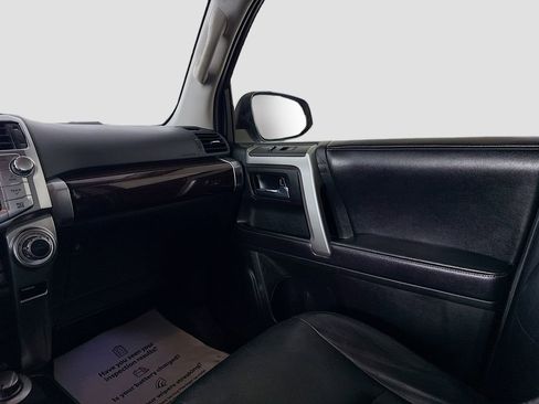 Used 2014 Toyota 4Runner Limited image 15