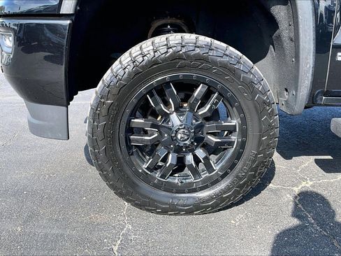 Used 2018 GMC Sierra 1500 Denali AWD/4WD image 2