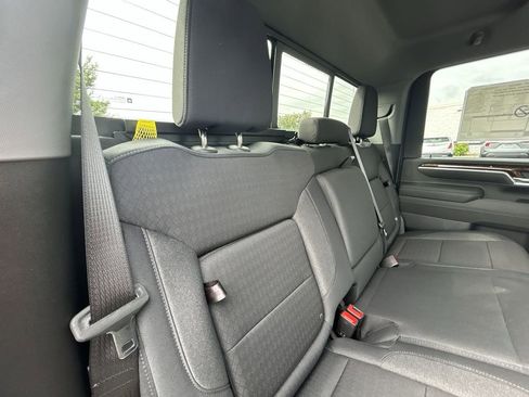 New 2025 GMC Sierra 2500 SLE w/ SLE Value Package; image 27