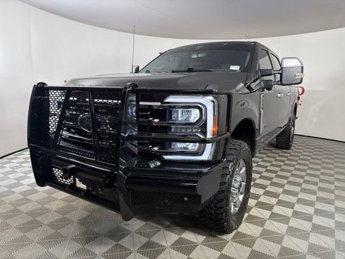 Used 2024 Ford F250 Lariat w/ Lariat Ultimate Package AWD/4WD image 4