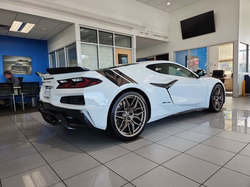 New 2025 Chevrolet Corvette Z06 image 4