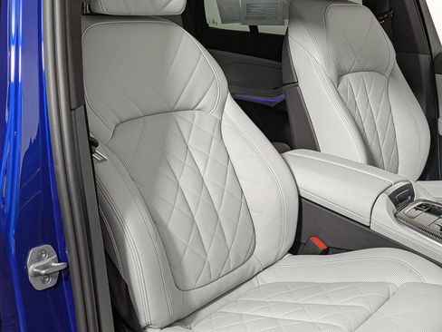 Used 2026 BMW X5 M60i image 35