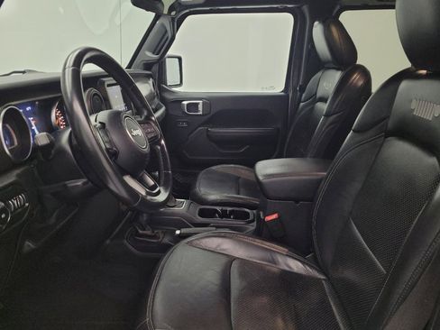 Used 2019 Jeep Wrangler Unlimited Sport S AWD/4WD image 17