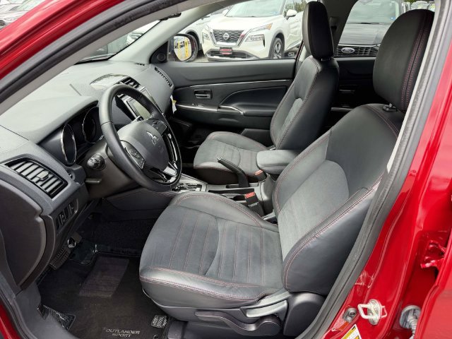 Used 2023 Mitsubishi Outlander Sport SE AWD/4WD image 14