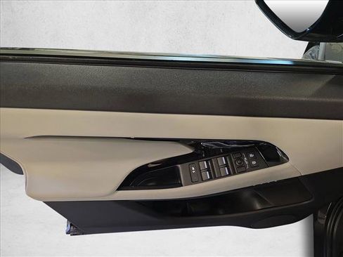 Certified 2026 Land Rover Range Rover Evoque S AWD/4WD image 30