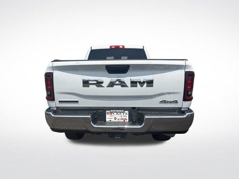 Used 2025 RAM 2500 Big Horn AWD/4WD image 4