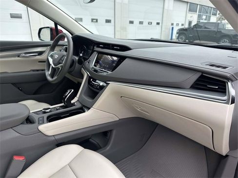 Certified 2022 Cadillac XT5 Premium Luxury image 24