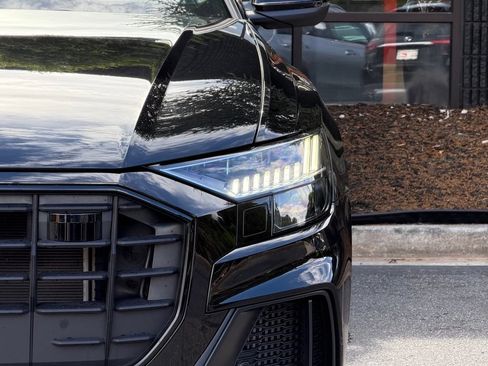 Used 2023 Audi Q8 Premium Plus w/ Premium Plus Package AWD/4WD image 5