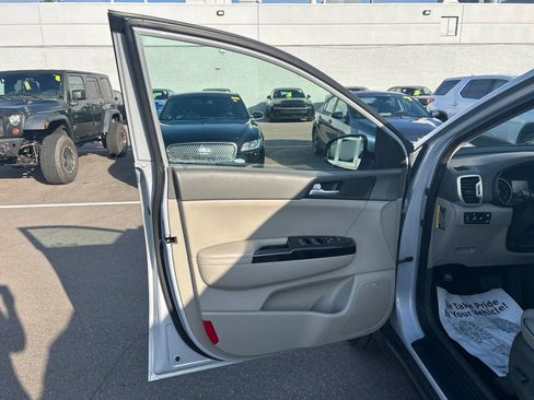 Used 2018 Kia Sportage EX w/ EX Technology Package AWD/4WD image 14