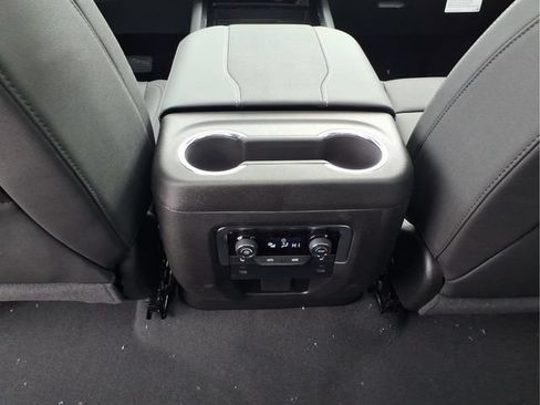 New 2026 Chevrolet Suburban Premier w/ Sun And Tow Package AWD/4WD image 16