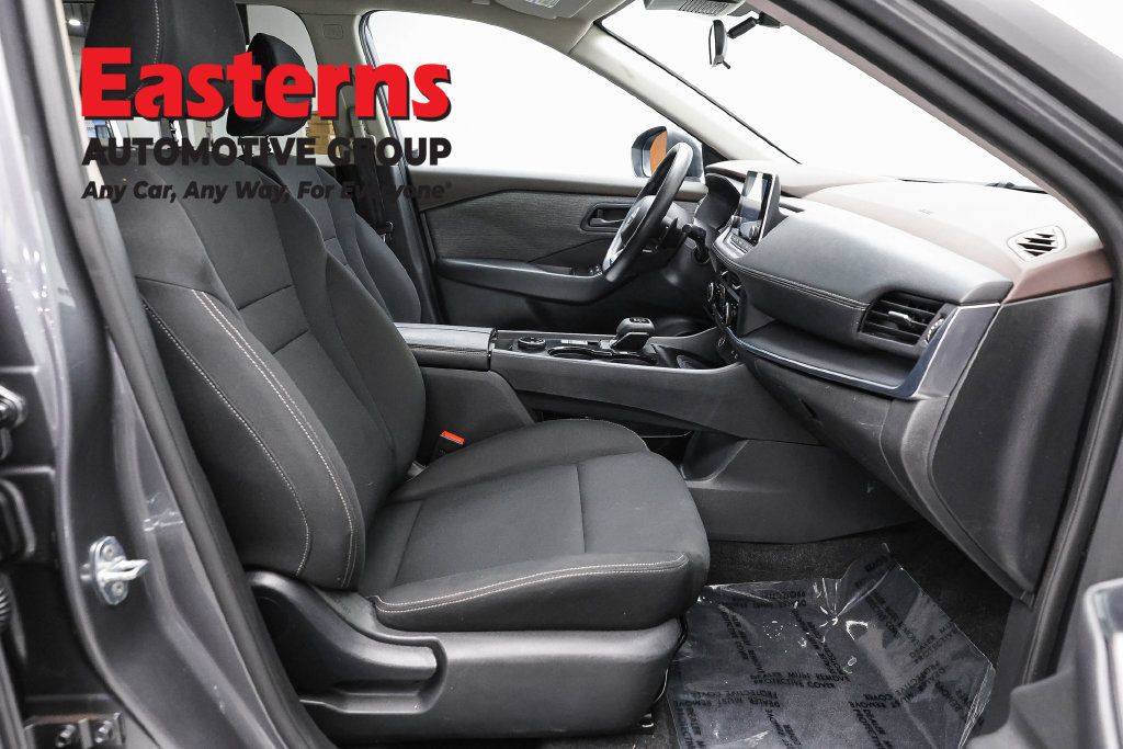 Used 2023 Nissan Rogue S AWD/4WD image 27