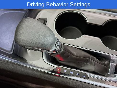 Used 2024 Chevrolet Malibu LT FWD image 16