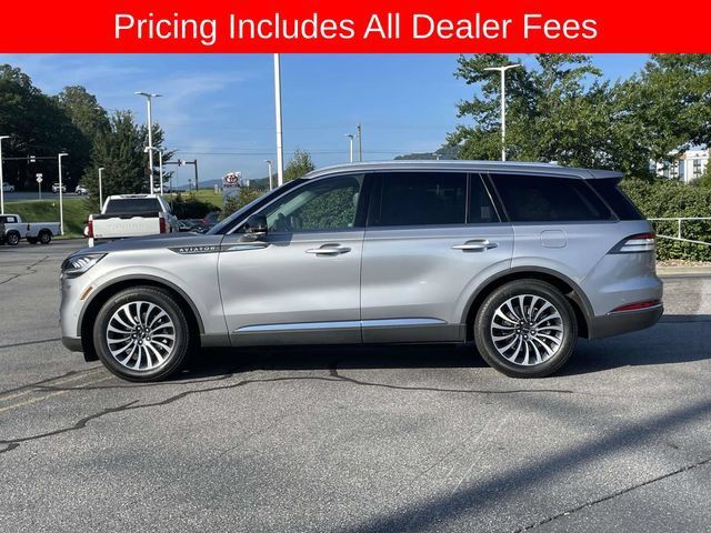 Used 2020 Lincoln Aviator Reserve w/ Equipment Group 201A RWD image 2