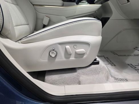 New 2026 Buick Enclave Avenir w/ Super Cruise Package AWD/4WD image 36