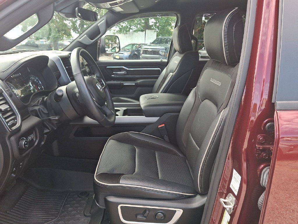 Used 2023 RAM 1500 Laramie AWD/4WD image 14