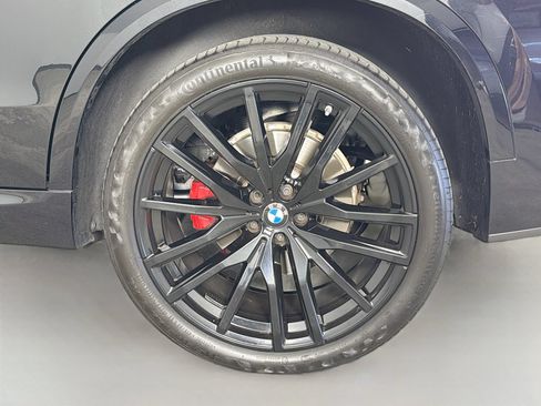 Used 2022 BMW X5 xDrive40i w/ M Sport Package AWD/4WD image 32