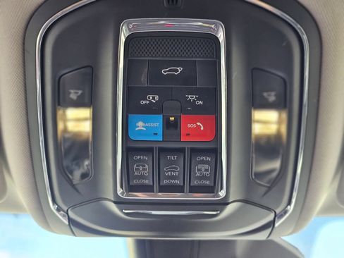 Used 2024 Jeep Grand Cherokee Limited 4xe AWD/4WD image 21