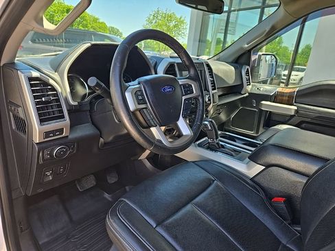 Used 2019 Ford F150 Lariat w/ Equipment Group 502A Luxury AWD/4WD image 66