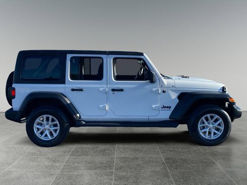 Used 2023 Jeep Wrangler Unlimited Sport image 6