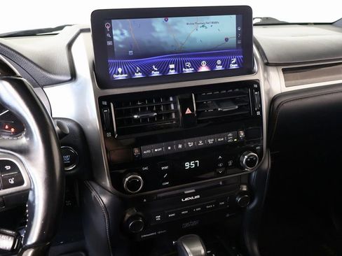 Used 2023 Lexus GX 460 Luxury w/ Sport Design Package AWD/4WD image 5