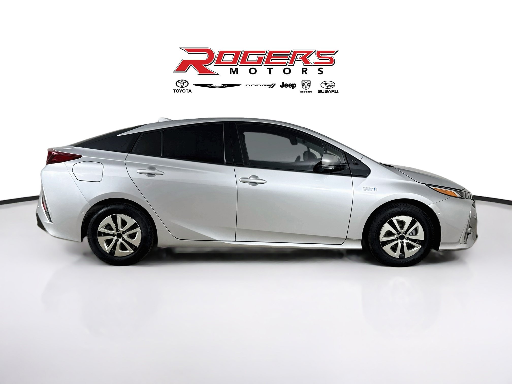 Certified 2017 Toyota Prius Prime Advanced FWD image 14