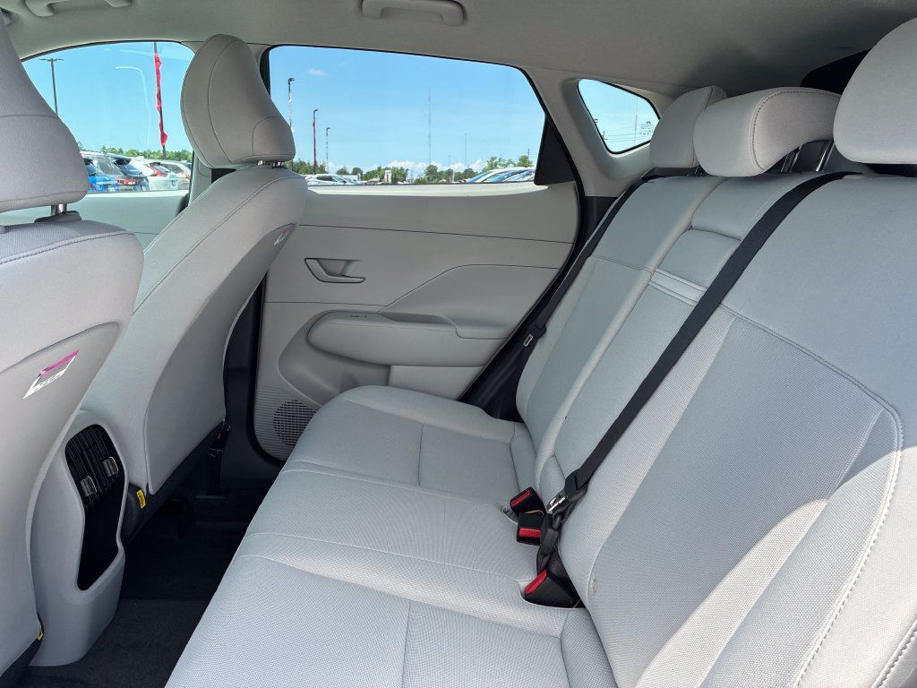 Used 2026 Hyundai Kona SEL Sport AWD/4WD image 15
