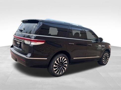 Used 2023 Lincoln Navigator Black Label AWD/4WD image 7