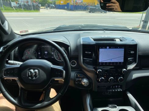 Used 2022 RAM 1500 Laramie w/ Sport Appearance Package image 13