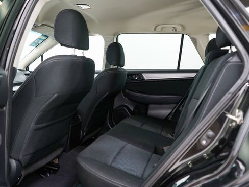 Used 2016 Subaru Outback 2.5i Premium AWD/4WD image 18