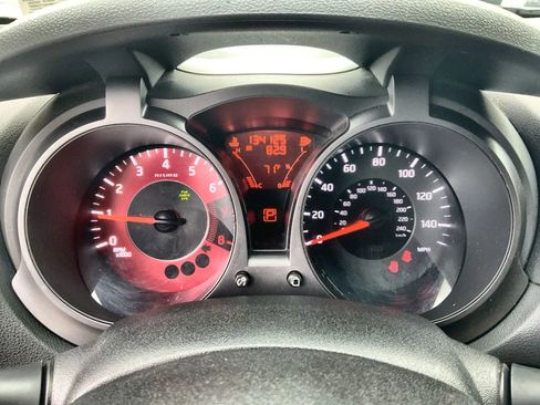 Used 2013 Nissan Juke NISMO w/ Interior Illumination Pkg AWD/4WD image 10