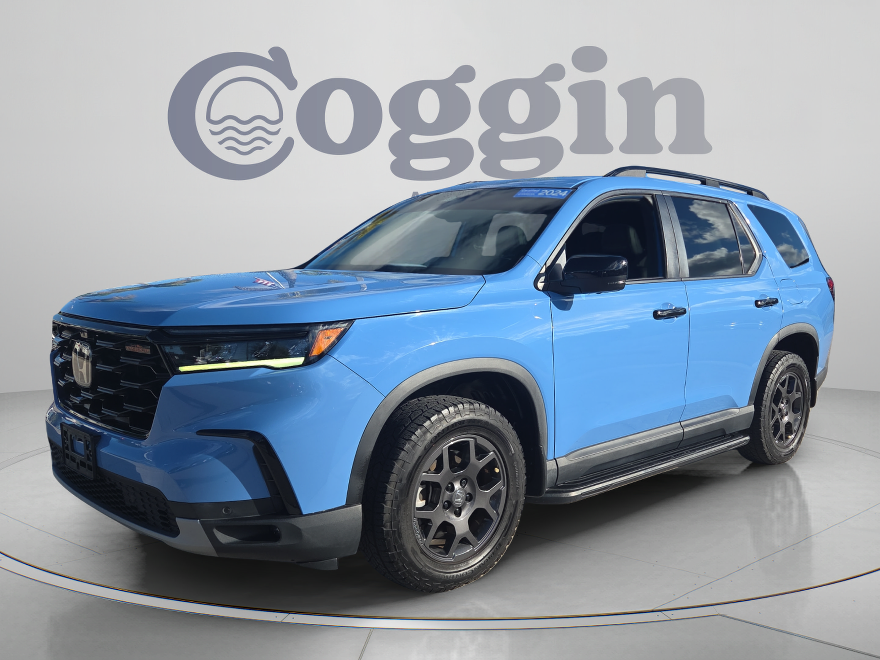 Used 2024 Honda Pilot TrailSport image 1