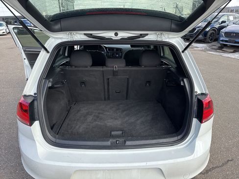 Used 2017 Volkswagen GTI Sport image 20