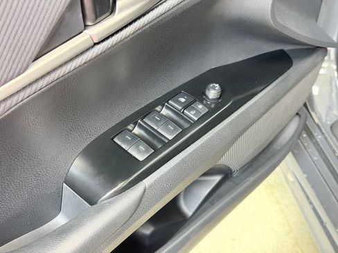 Used 2026 Toyota Camry SE AWD/4WD image 10