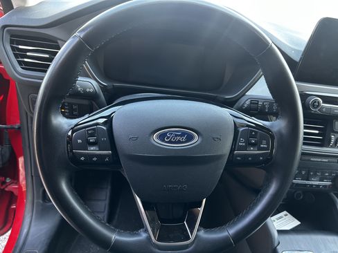 Used 2024 Ford Escape Active AWD/4WD image 10