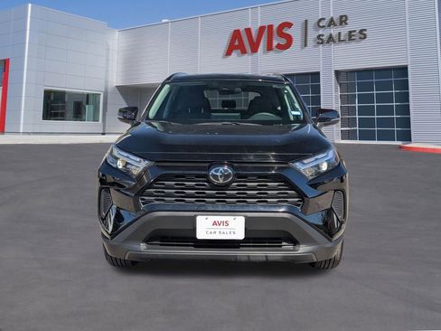 Used 2025 Toyota RAV4 XLE image 10