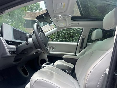 Used 2023 Hyundai Ioniq 5 Limited RWD image 9