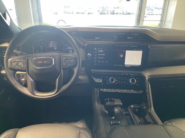 Used 2024 GMC Sierra 1500 AT4 w/ Technology Package AWD/4WD image 18