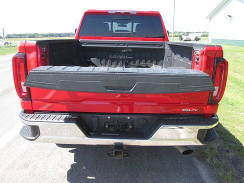 Used 2022 GMC Sierra 2500 SLT w/ SLT Convenience Package AWD/4WD image 8