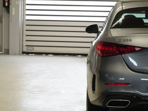 Used 2024 Mercedes-Benz C 300 4MATIC Sedan image 10