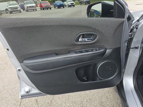 Used 2020 Honda HR-V EX image 15