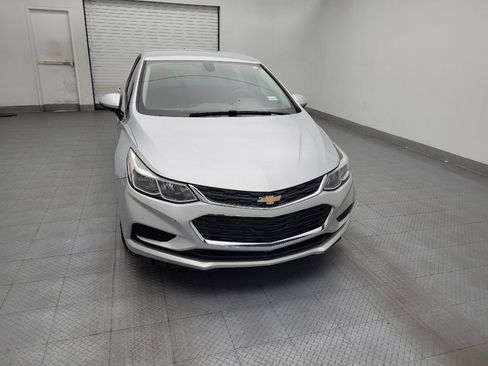 Used 2018 Chevrolet Cruze LS FWD image 14