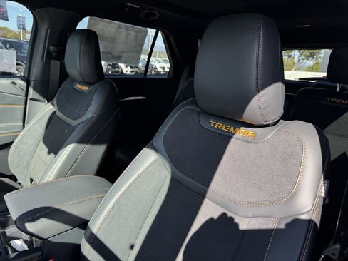 New 2026 Ford Explorer Tremor w/ Tremor Ultimate Package AWD/4WD image 16