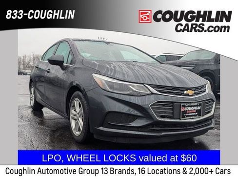 Used 2017 Chevrolet Cruze LT image 1