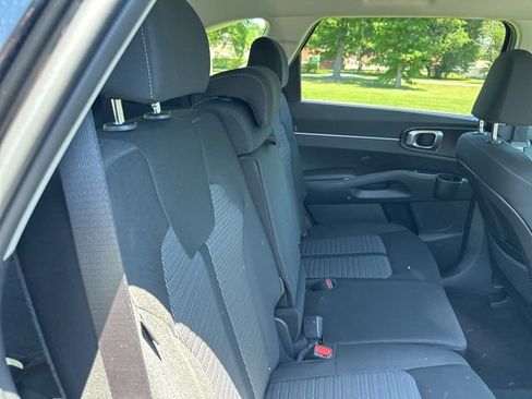 New 2026 Kia Sorento LX FWD image 23