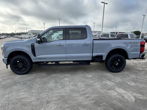 New 2026 Ford F250 Lariat w/ Black Appearance Package AWD/4WD image 7