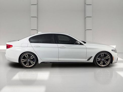 Used 2019 BMW M550i xDrive w/ Dynamic Handling Package AWD/4WD image 4