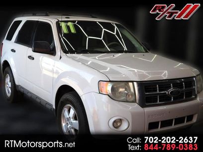 Used 2011 Ford Escape XLT w/ Class II Trailer Tow Pkg