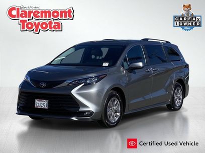 Certified 2026 Toyota Sienna XLE