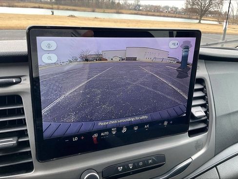 Used 2022 Ford Transit 350 XLT image 24