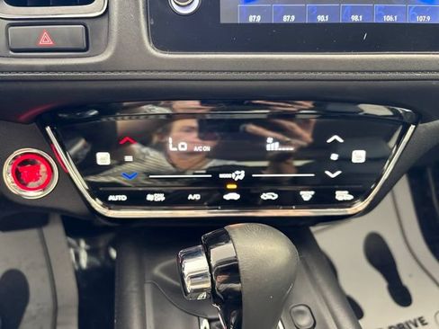 Used 2019 Honda HR-V EX-L image 14